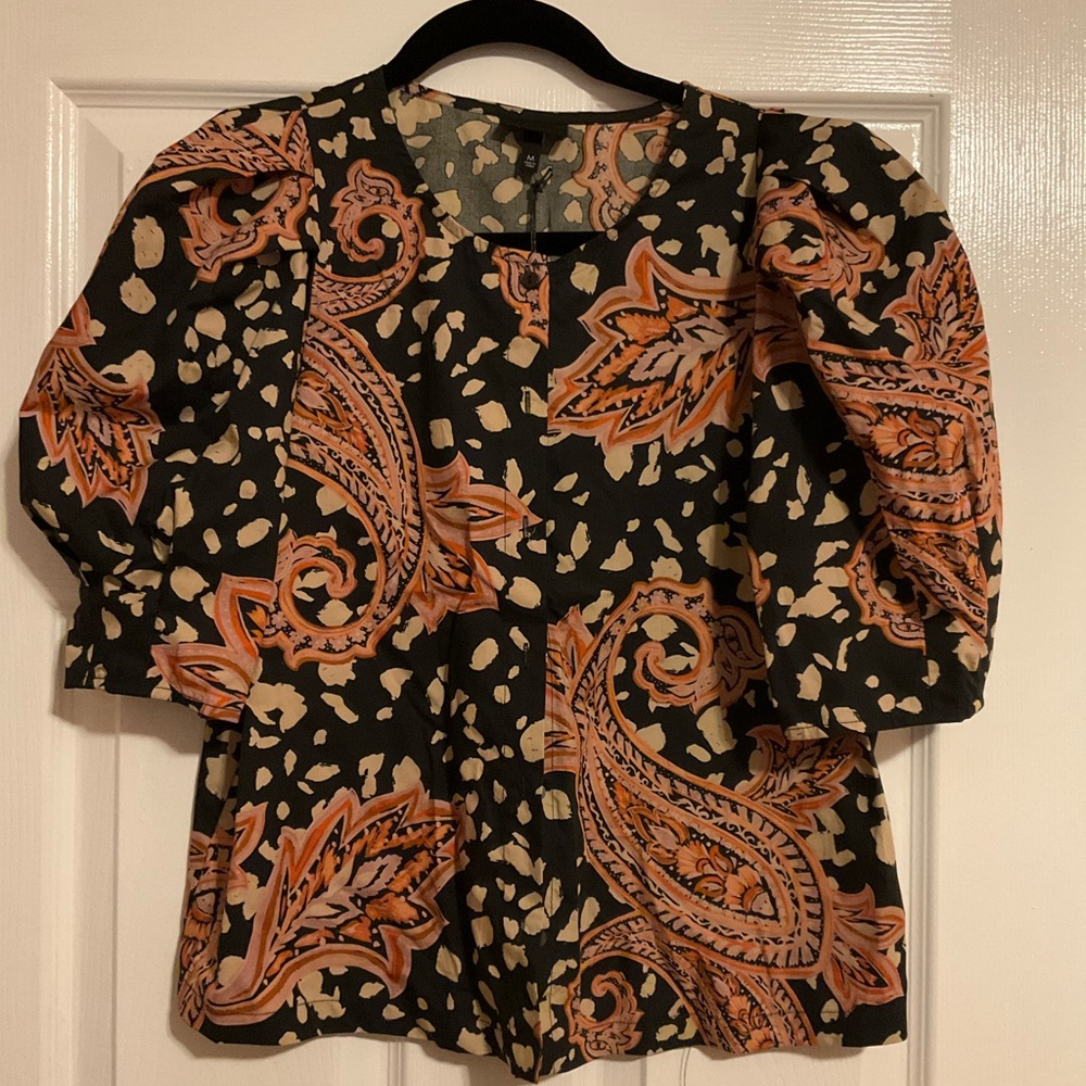 NWT Who What Wear Stylish multicolored paisley puff sleeve button up blouse
